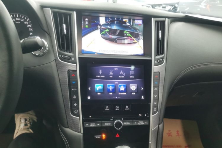 Used Infiniti Q50L 2018 2.0T Enjoyment Version China VI Standard Audio And AC Panel