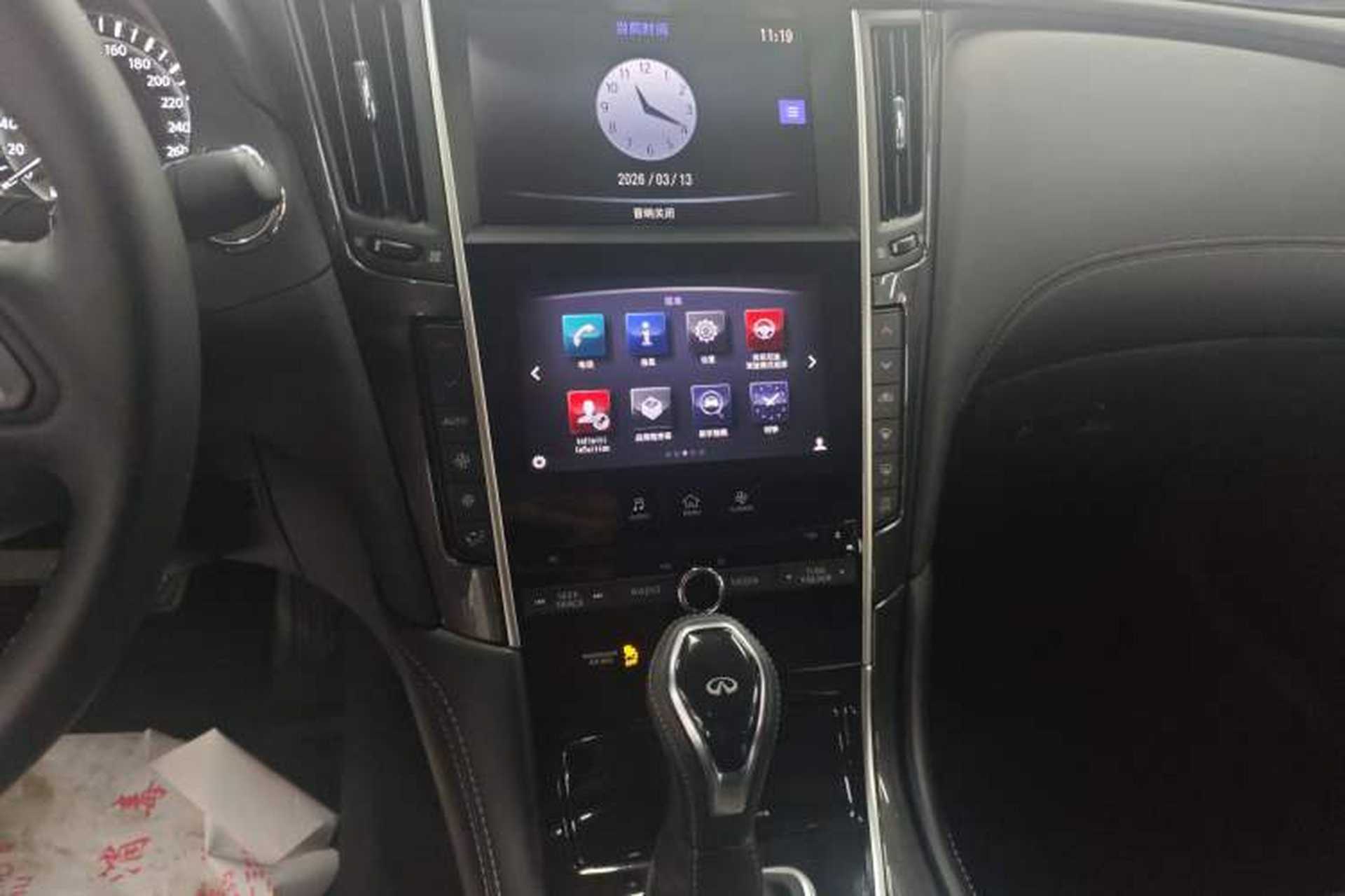 Used Infiniti Q50L 2018 2.0T Comfort Edition China VI Standard Audio And AC Panel