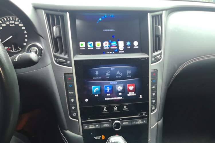 Used Infiniti Q50L 2018 2.0T Enjoyment Version China V Standard Audio And AC Panel