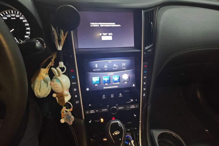 Used Infiniti Q50L 2018 2.0T Luxury Sport Edition China V Standard Audio And AC Panel