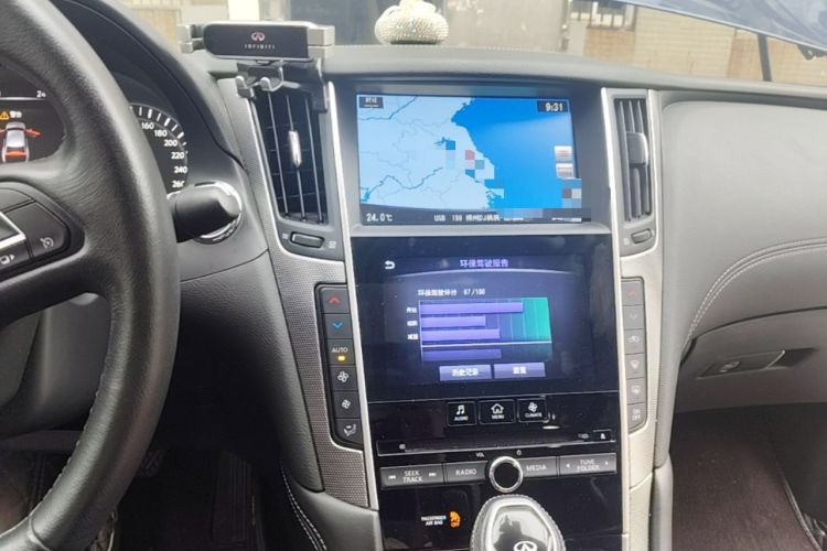 Used Infiniti Q50L 2018 2.0T Enjoyment Version China VI Standard Audio And AC Panel