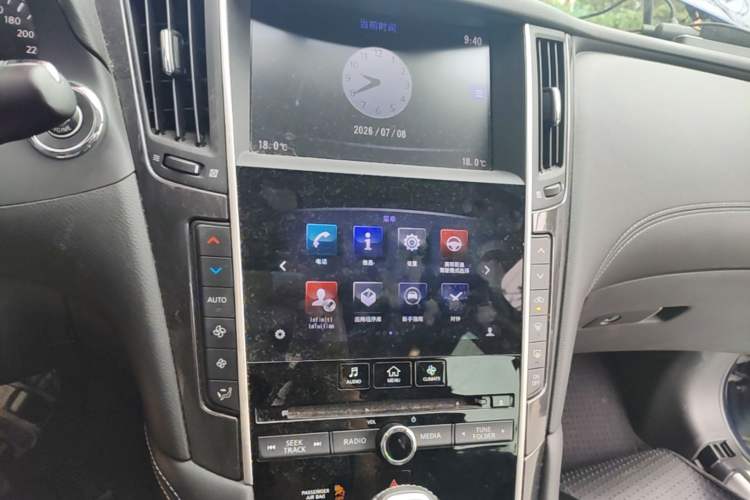 Used Infiniti Q50L 2018 2.0T Comfort Edition China VI Standard Audio And AC Panel