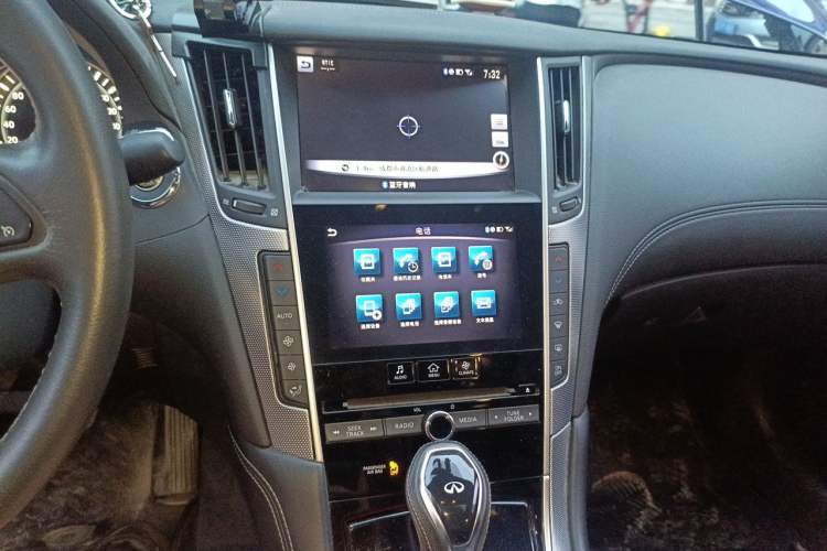 Used Infiniti Q50L 2018 2.0T Enjoyment Version China V Standard Audio And AC Panel
