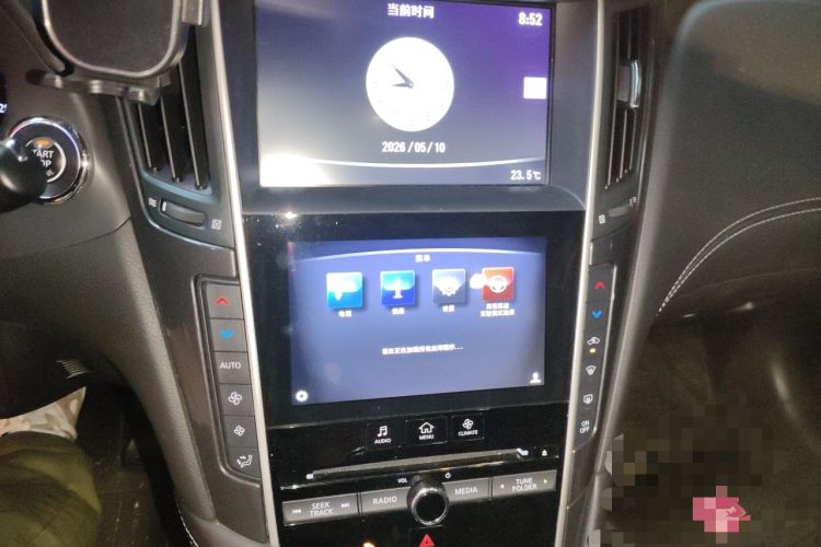 Used Infiniti Q50L 2018 2.0T Comfort Edition China VI Standard Audio And AC Panel