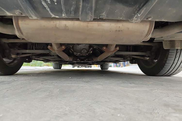 Used Infiniti Q50L 2018 2.0T Enjoyment Version China VI Standard Chassis Rear