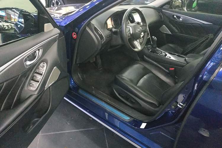 Used Infiniti Q50L 2018 2.0T Enjoyment Edition China V standard Driver Seat