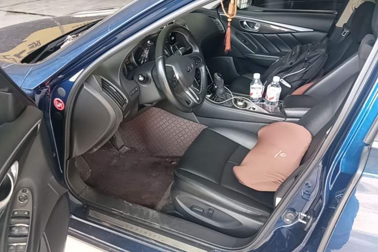 Used Infiniti Q50L 2018 2.0T Comfort Edition China VI Standard Driver Seat