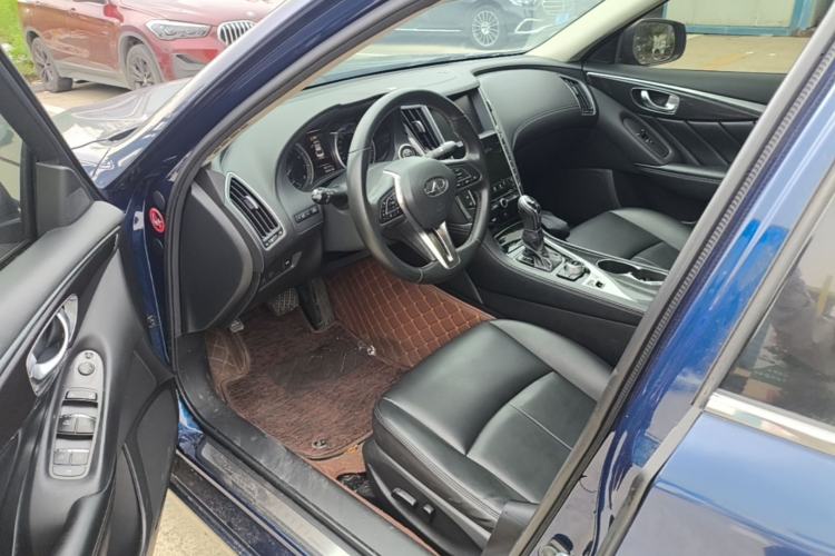 Used Infiniti Q50L 2018 2.0T Comfort Edition China VI Standard Driver Seat