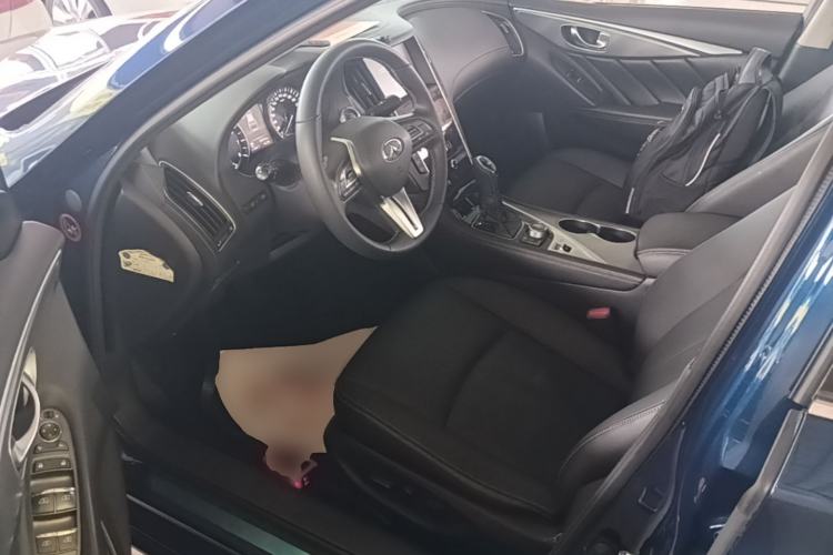 Used Infiniti Q50L 2018 2.0T Enjoyment Version China V Standard Driver Seat