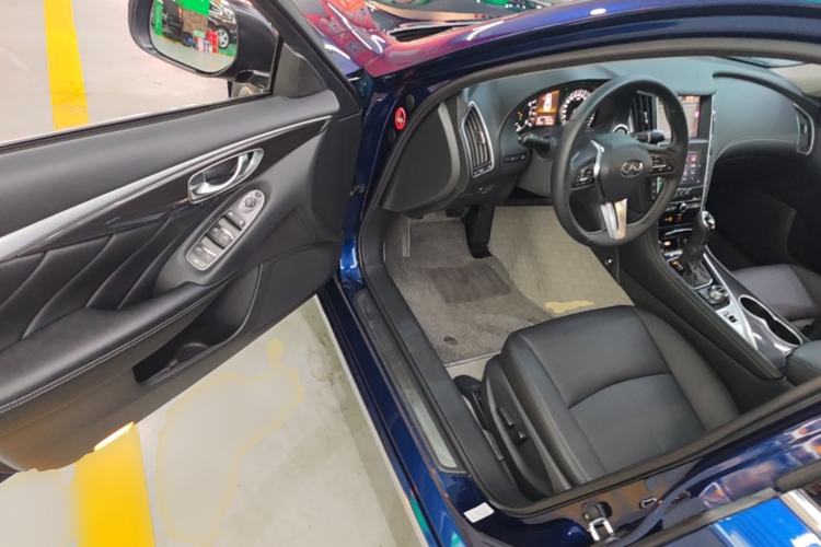 Used Infiniti Q50L 2018 2.0T Comfort Edition China VI Standard Driver Seat
