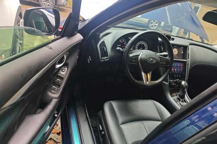 Used Infiniti Q50L 2018 2.0T Comfort Edition China VI Standard Driver Seat