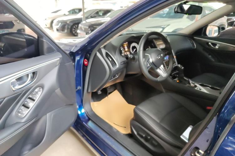 Used Infiniti Q50L 2018 2.0T Enjoyment Version China VI Standard Driver Seat