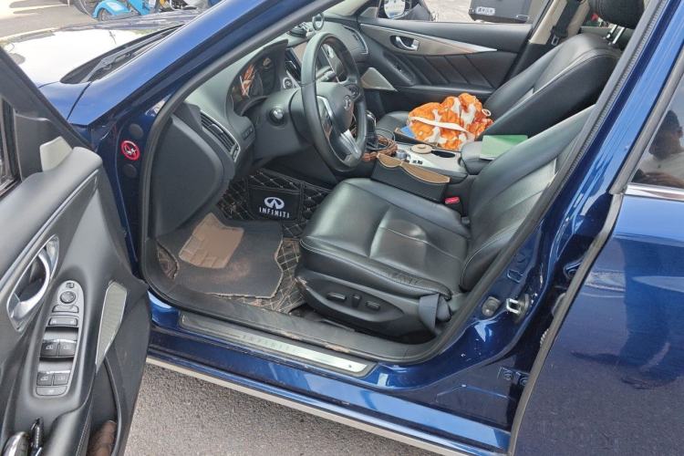 Used Infiniti Q50L 2018 2.0T Enjoyment Version China VI Standard Driver Seat