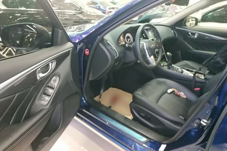 Used Infiniti Q50L 2018 2.0T Comfort Edition China VI Standard Driver Seat