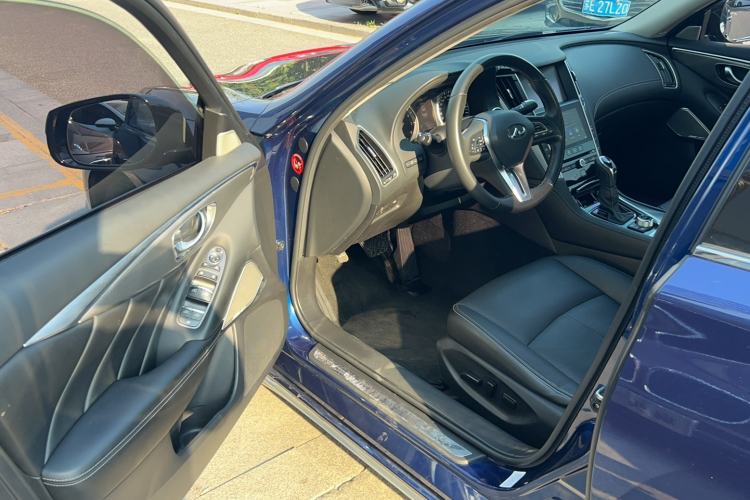 Used Infiniti Q50L 2018 2.0T Enjoyment Version China VI Standard Driver Seat