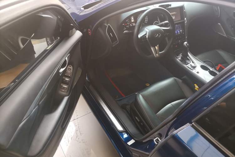 Used Infiniti Q50L 2018 2.0T Enjoyment Version China VI Standard Driver Seat