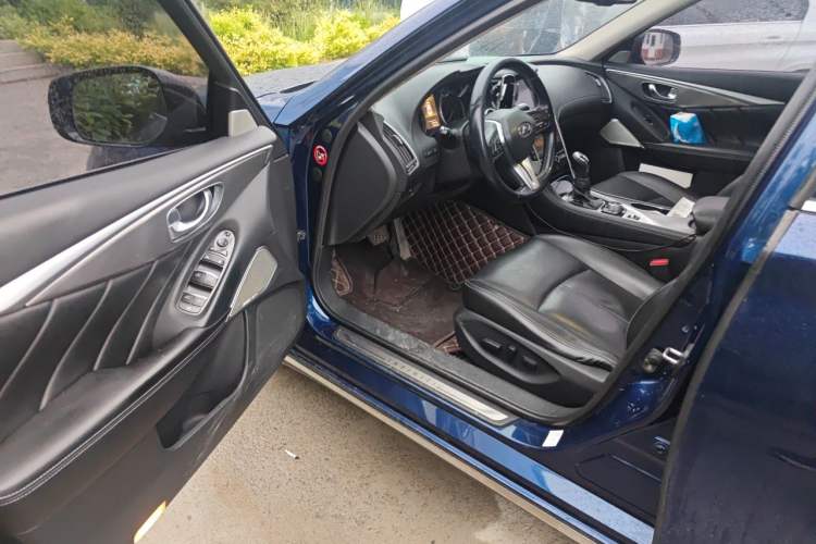 Used Infiniti Q50L 2018 2.0T Enjoyment Edition China V standard Driver Seat