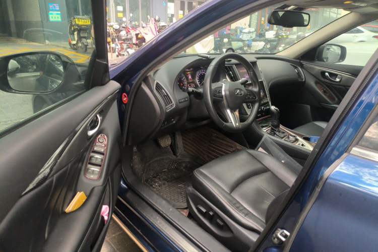 Used Infiniti Q50L 2018 2.0T Enjoyment Version China V Standard Driver Seat