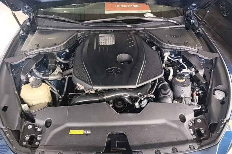 Used Infiniti Q50L 2018 2.0T Enjoyment Version China V Standard Engine Bay