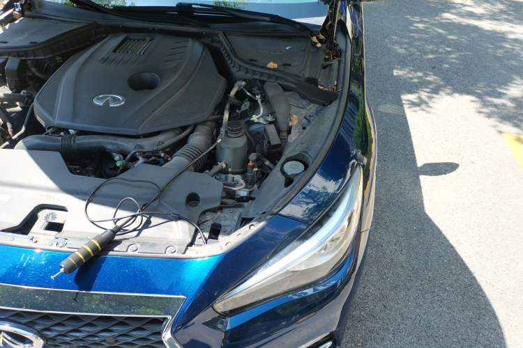 Used Infiniti Q50L 2018 2.0T Enjoyment Version China V Standard Engine Bay Left