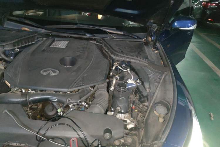 Used Infiniti Q50L 2018 2.0T Enjoyment Version China V Standard Engine Bay Left