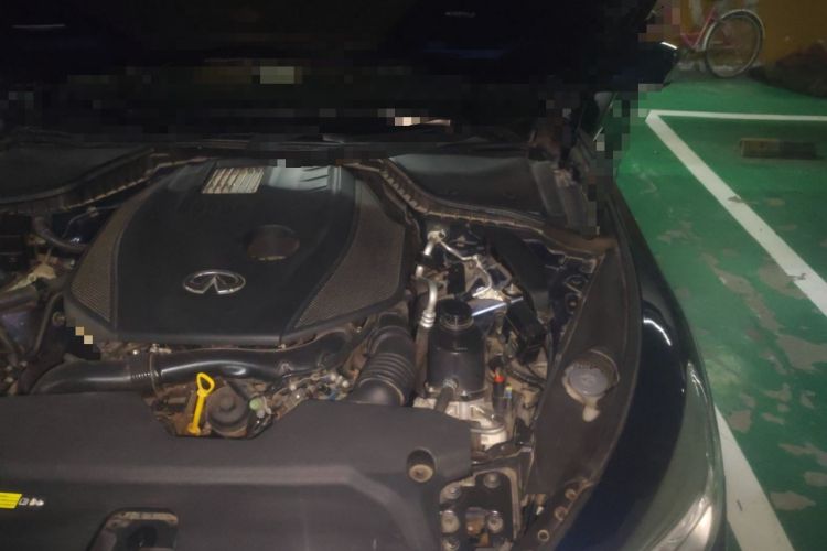 Used Infiniti Q50L 2018 2.0T Comfort Edition China V Standard Engine Bay Left