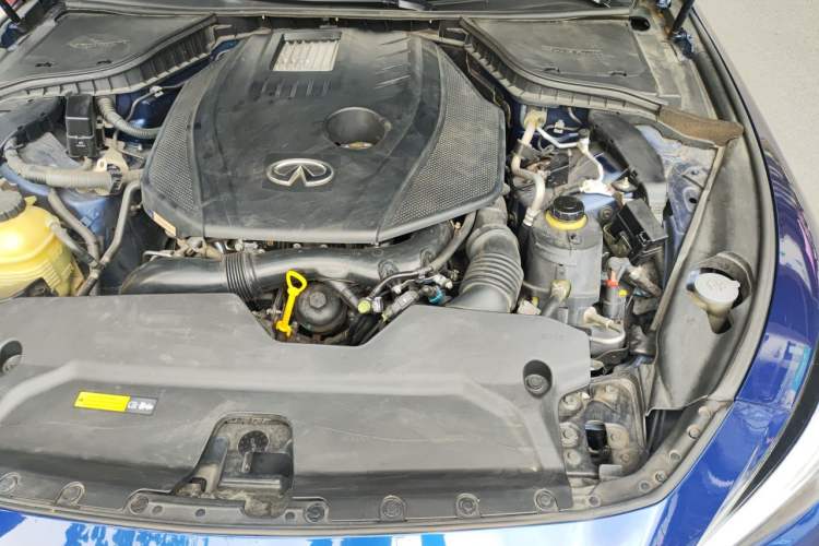 Used Infiniti Q50L 2018 2.0T Enjoyment Edition China V standard Engine Bay Left
