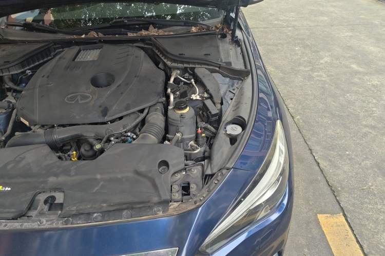Used Infiniti Q50L 2018 2.0T Enjoyment Version China V Standard Engine Bay Left