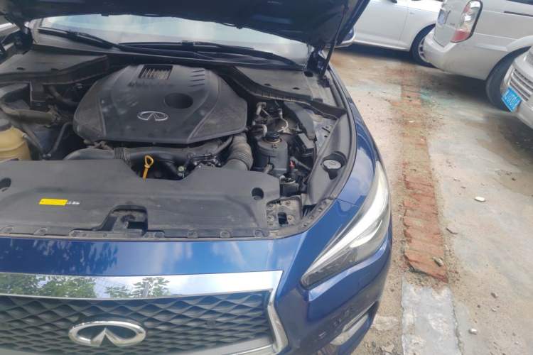 Used Infiniti Q50L 2018 2.0T Enjoyment Edition China V standard Engine Bay Left