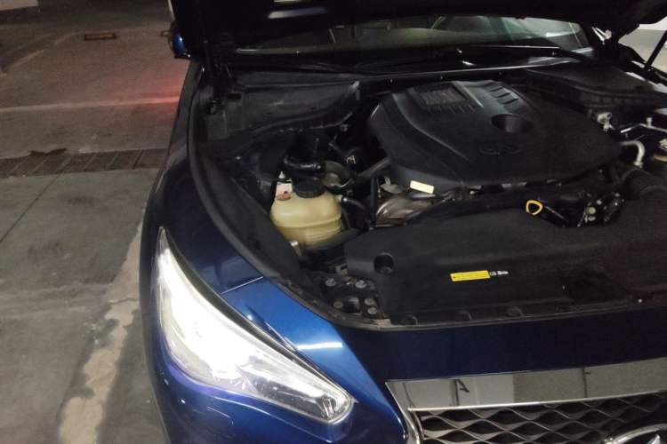 Used Infiniti Q50L 2018 2.0T Enjoyment Edition China V standard Engine Bay Right