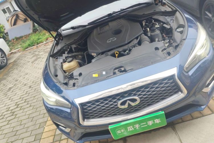 Used Infiniti Q50L 2018 2.0T Enjoyment Version China VI Standard Engine Bay Right