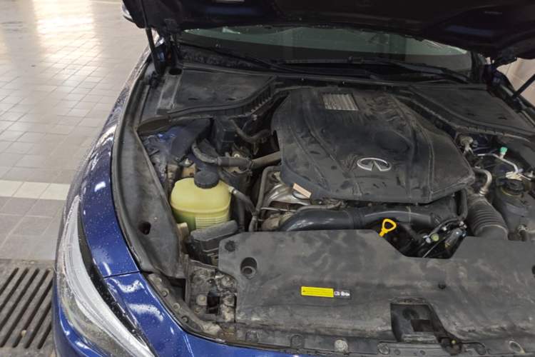 Used Infiniti Q50L 2018 2.0T Enjoyment Version China V Standard Engine Bay Right