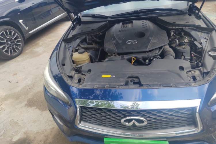 Used Infiniti Q50L 2018 2.0T Enjoyment Edition China V standard Engine Bay Right