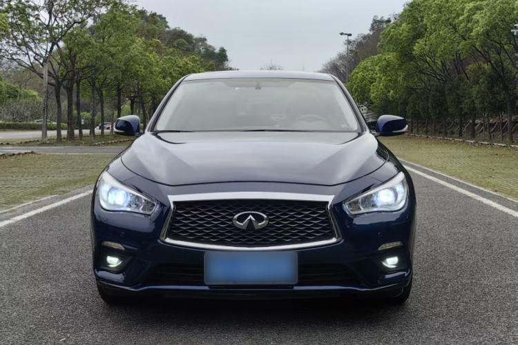 Used Infiniti Q50L 2018 2.0T Comfort Edition China VI Standard Exterior 1