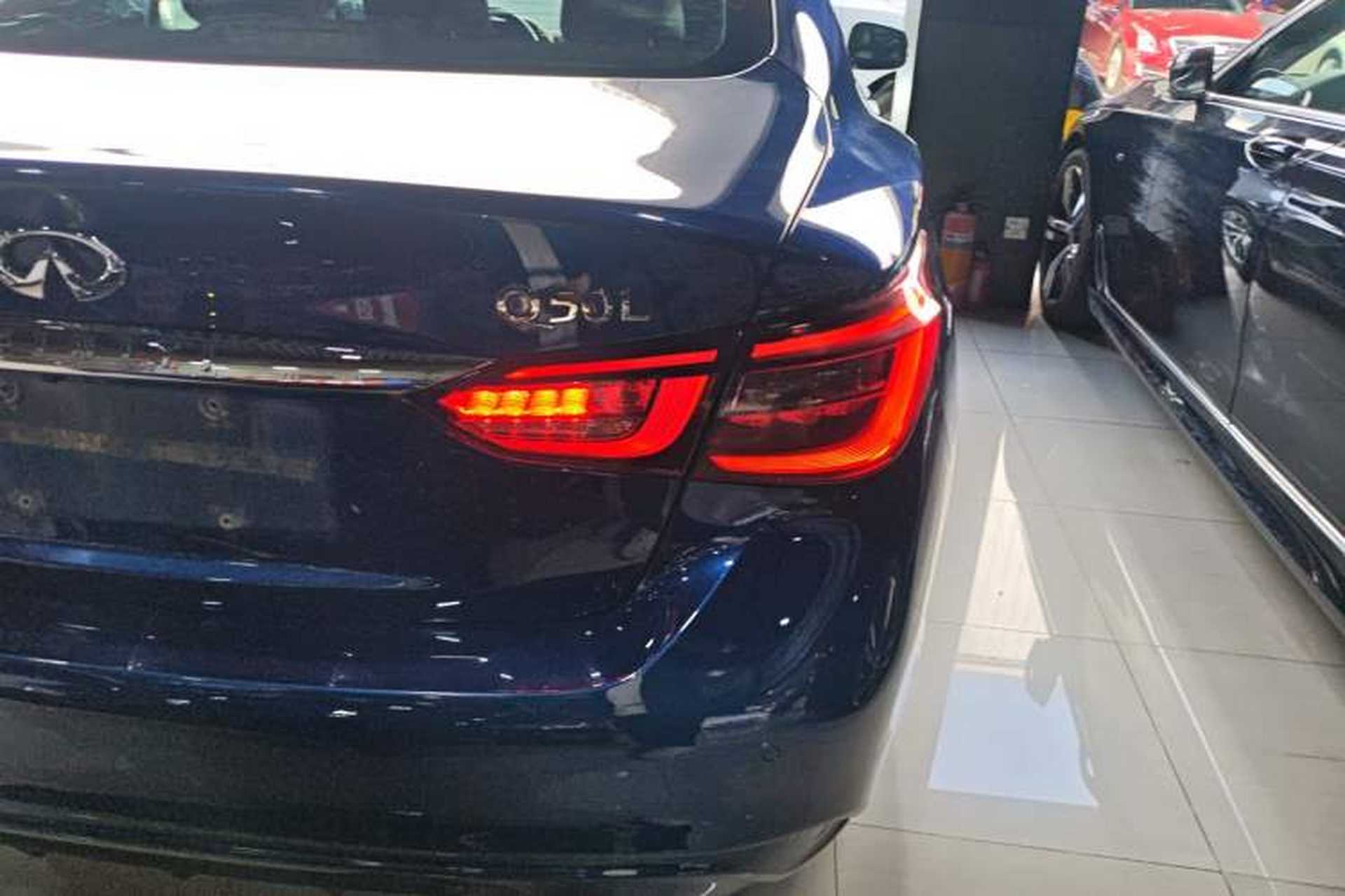 Used Infiniti Q50L 2018 2.0T Comfort Edition China VI Standard Exterior 3