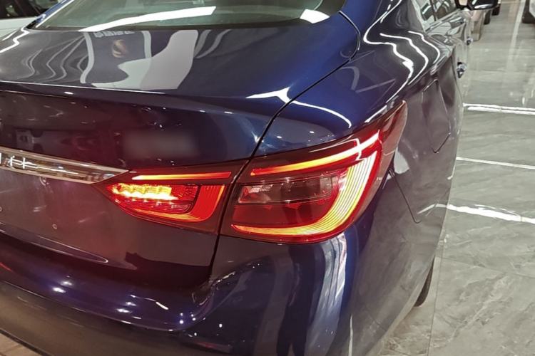 Used Infiniti Q50L 2018 2.0T Enjoyment Version China VI Standard Exterior 3