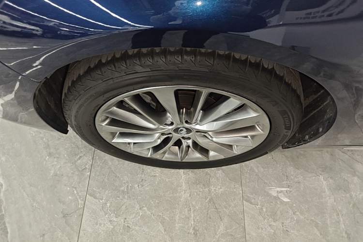 Used Infiniti Q50L 2018 2.0T Enjoyment Version China VI Standard Exterior 4