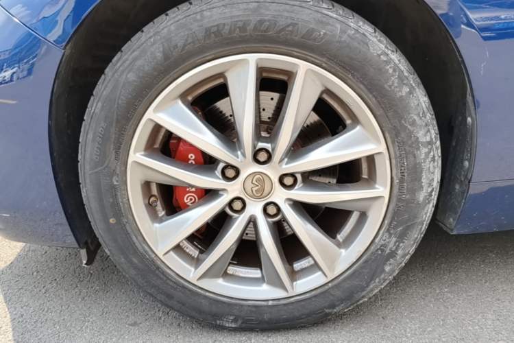 Used Infiniti Q50L 2018 2.0T Comfort Edition China V Standard Exterior 4