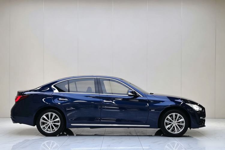 Used Infiniti Q50L 2018 2.0T Comfort Edition China VI Standard Exterior 4