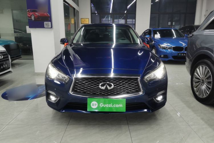 Used Infiniti Q50L 2018 2.0T Enjoyment Version China VI Standard Front