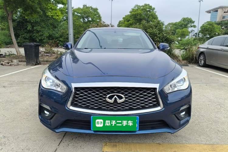Used Infiniti Q50L 2018 2.0T Comfort Edition China VI Standard Front