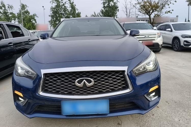 Used Infiniti Q50L 2018 2.0T Enjoyment Version China VI Standard Front