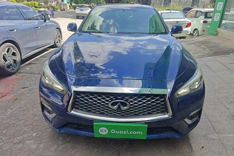 Used Infiniti Q50L 2018 2.0T Enjoyment Version China VI Standard Front