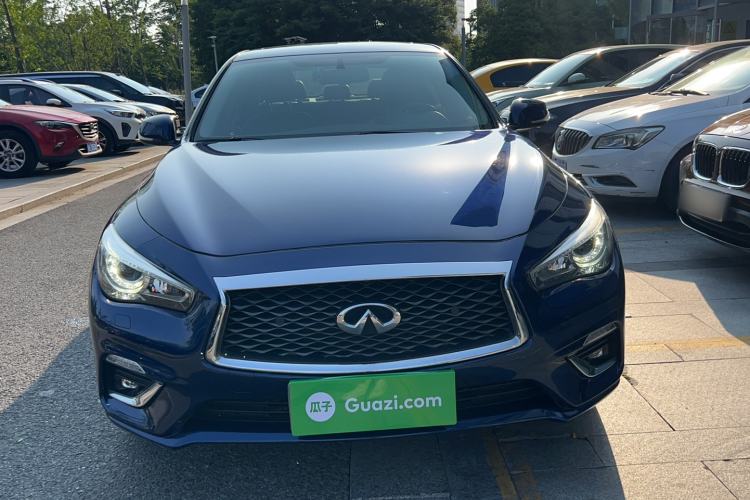 Used Infiniti Q50L 2018 2.0T Enjoyment Version China VI Standard Front