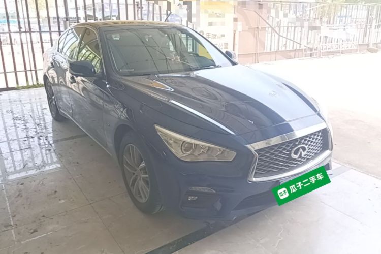 Used Infiniti Q50L 2018 2.0T Comfort Edition China VI Standard Front Right 45 Deg