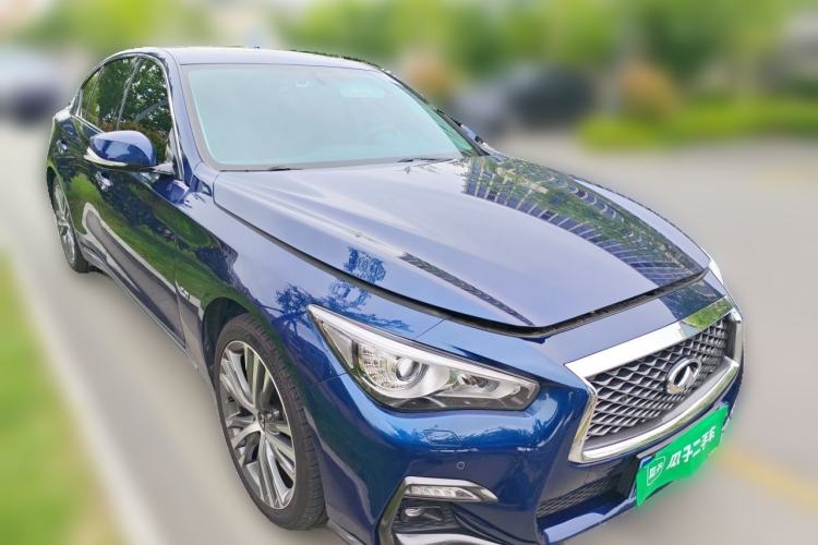 Used Infiniti Q50L 2018 2.0T Enjoyment Version China VI Standard Front Right 45 Deg