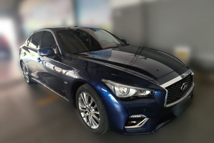 Used Infiniti Q50L 2018 2.0T Enjoyment Version China VI Standard Front Right 45 Deg