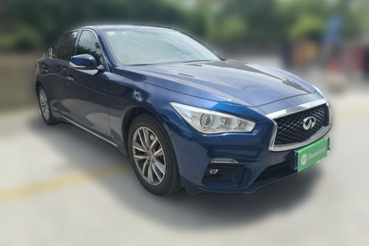 Used Infiniti Q50L 2018 2.0T Comfort Edition China VI Standard Front Right 45 Deg