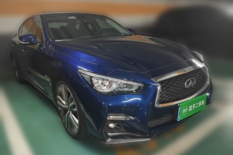 Used Infiniti Q50L 2018 2.0T Luxury Sport Edition China V Standard Front Right 45 Deg