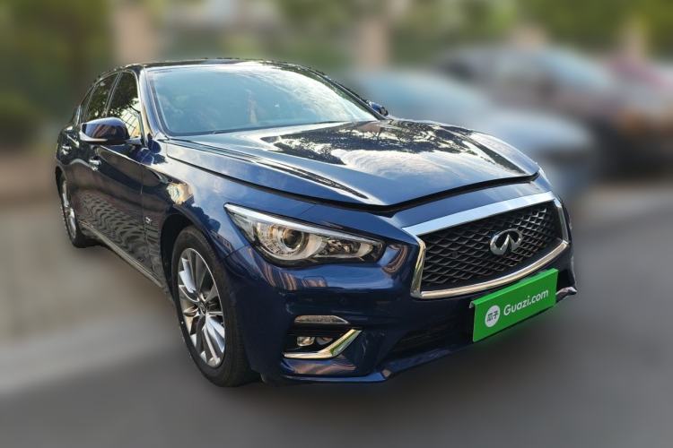 Used Infiniti Q50L 2018 2.0T Enjoyment Version China V Standard Front Right 45 Deg